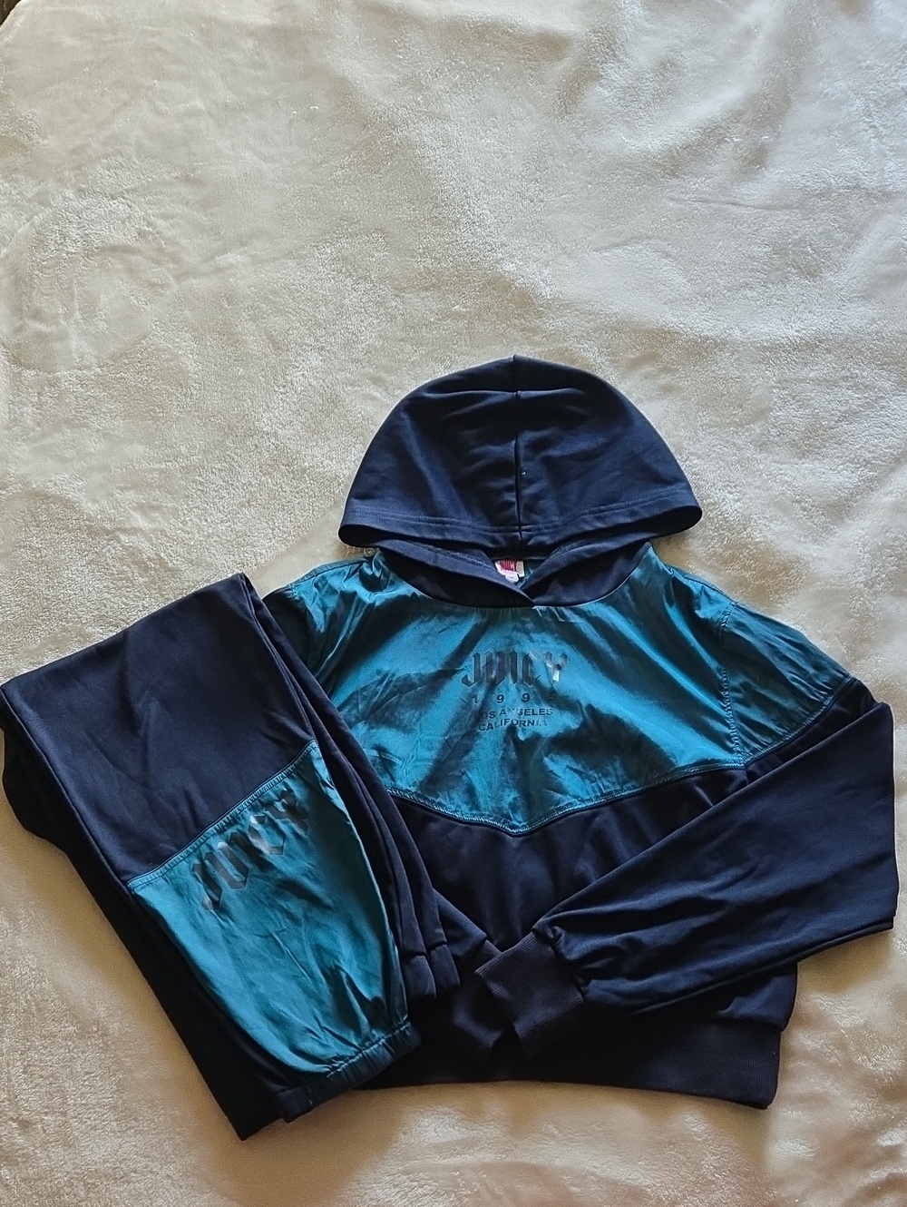 Juicy By Juicy Couture Navy and Teal Hooded Sweatshirt Set